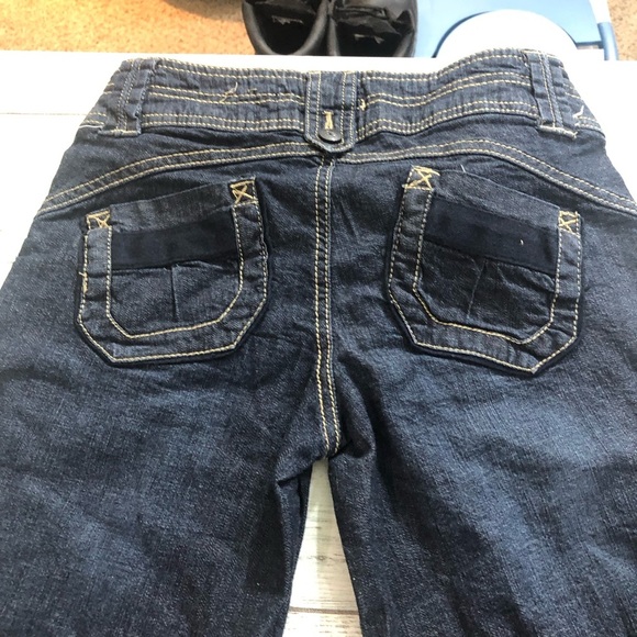 Rewind Indigo Denim Jeans Capri - Picture 3 of 6